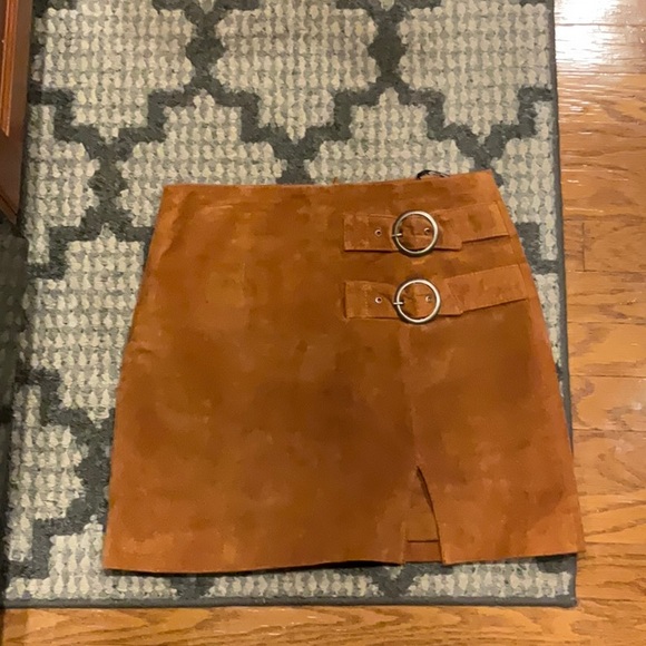 Blank NYC Dresses & Skirts - BLANK NYC El Dorado Buckle Skirt - Chestnut